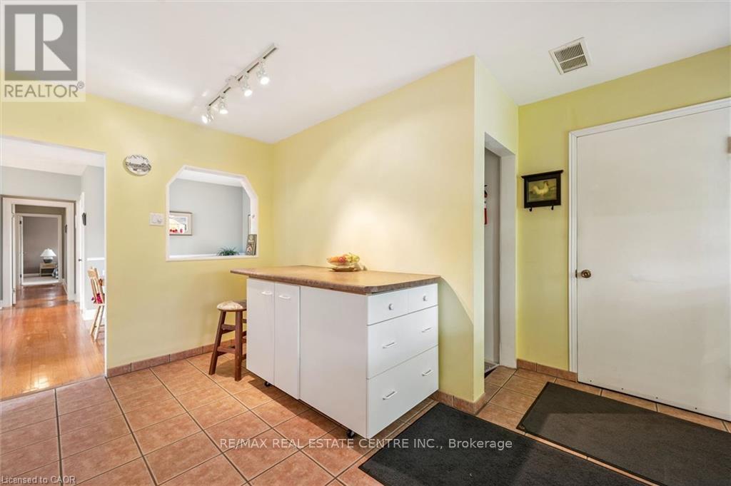 155 Hungerford Road, Cambridge, Ontario  N3C 2P9 - Photo 11 - X13011910