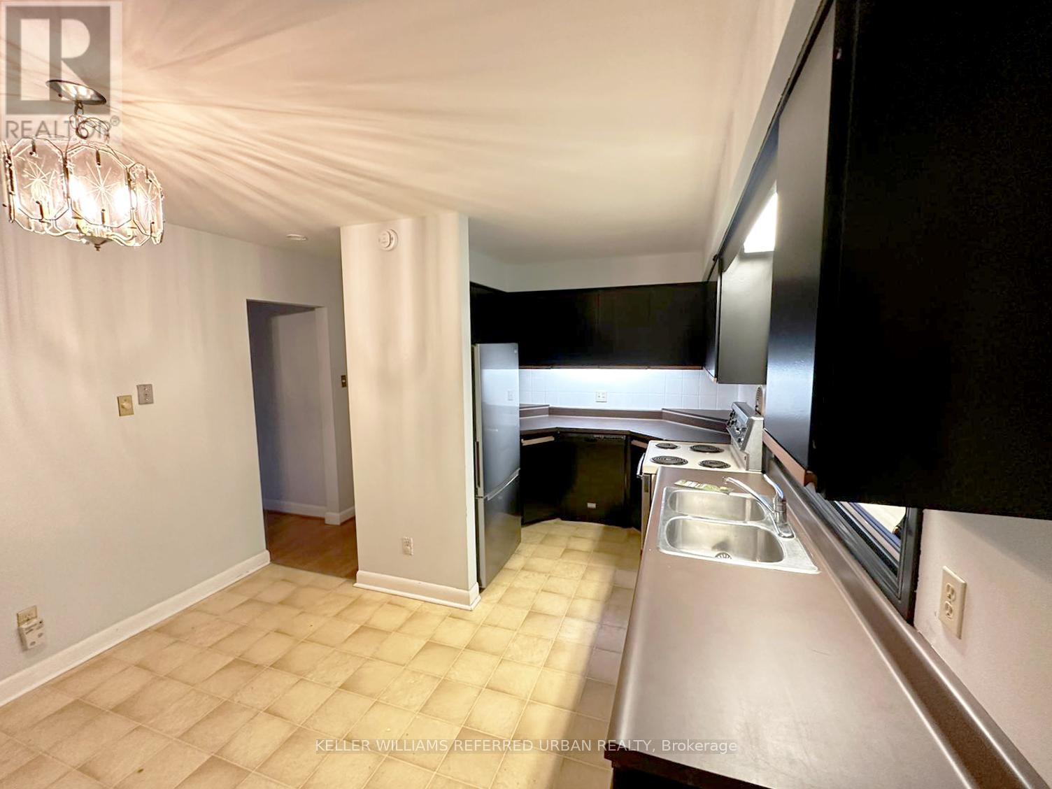 940 Brucedale Avenue E, Hamilton, Ontario  L8T 1L9 - Photo 5 - X13012002