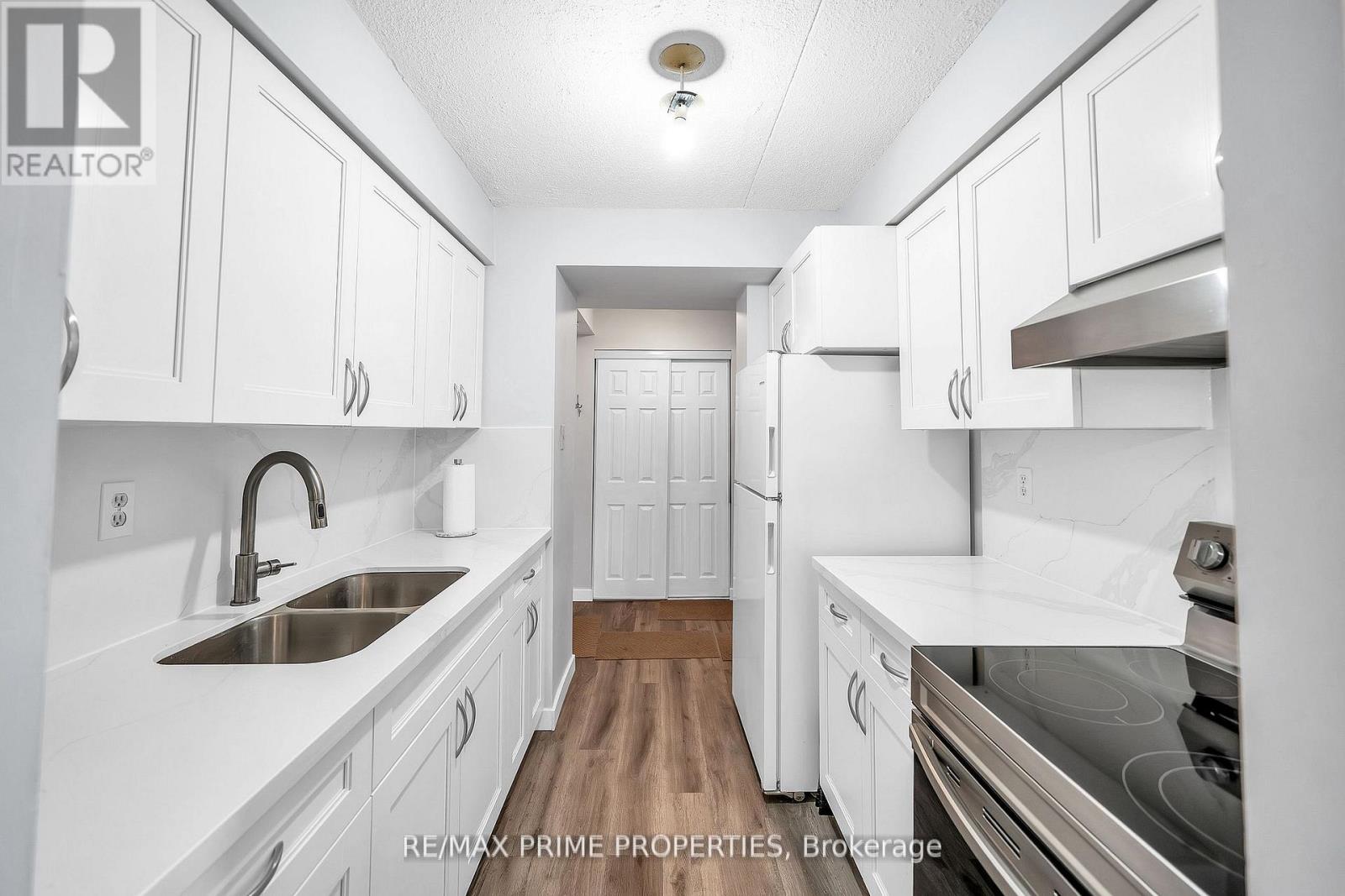 302 - 1535 Diefenbaker Court, Pickering, Ontario  L1V 3W2 - Photo 7 - E12967134