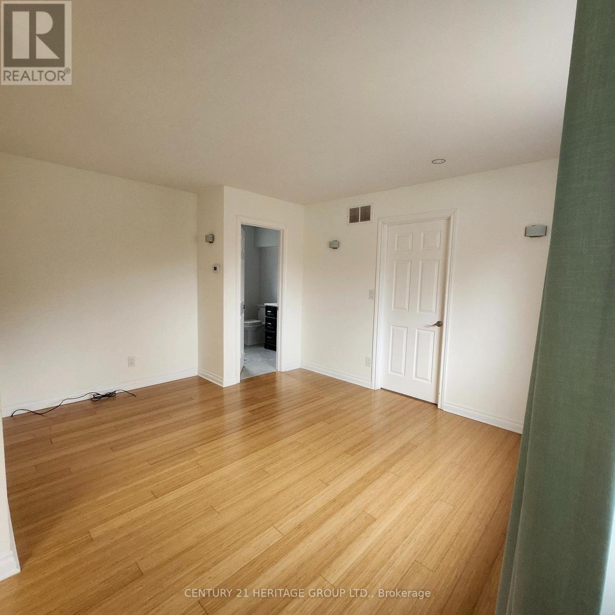 1 - 80 Rockport Crescent, Richmond Hill, Ontario  L4C 2L8 - Photo 10 - N12957322