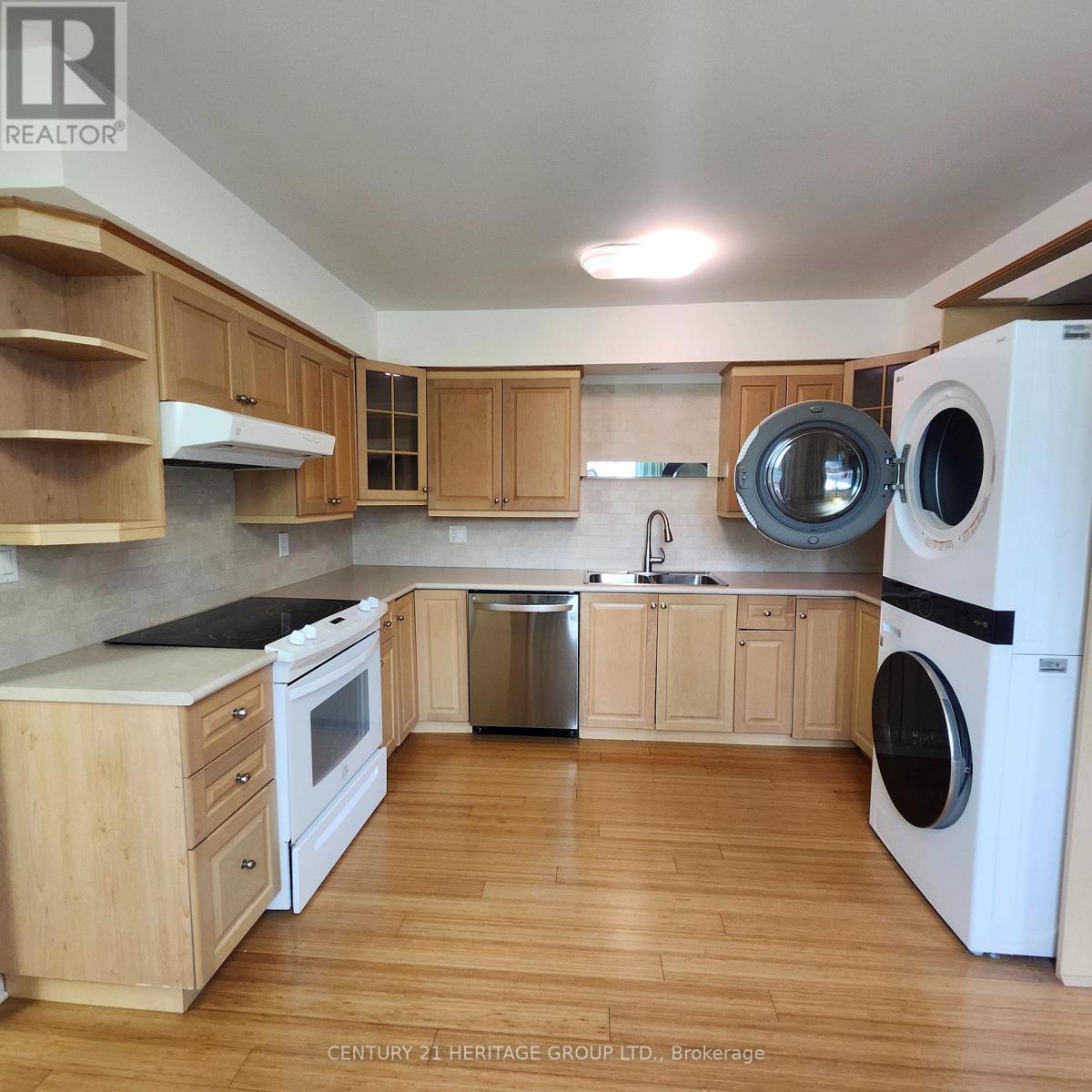 1 - 80 Rockport Crescent, Richmond Hill, Ontario  L4C 2L8 - Photo 7 - N12957322