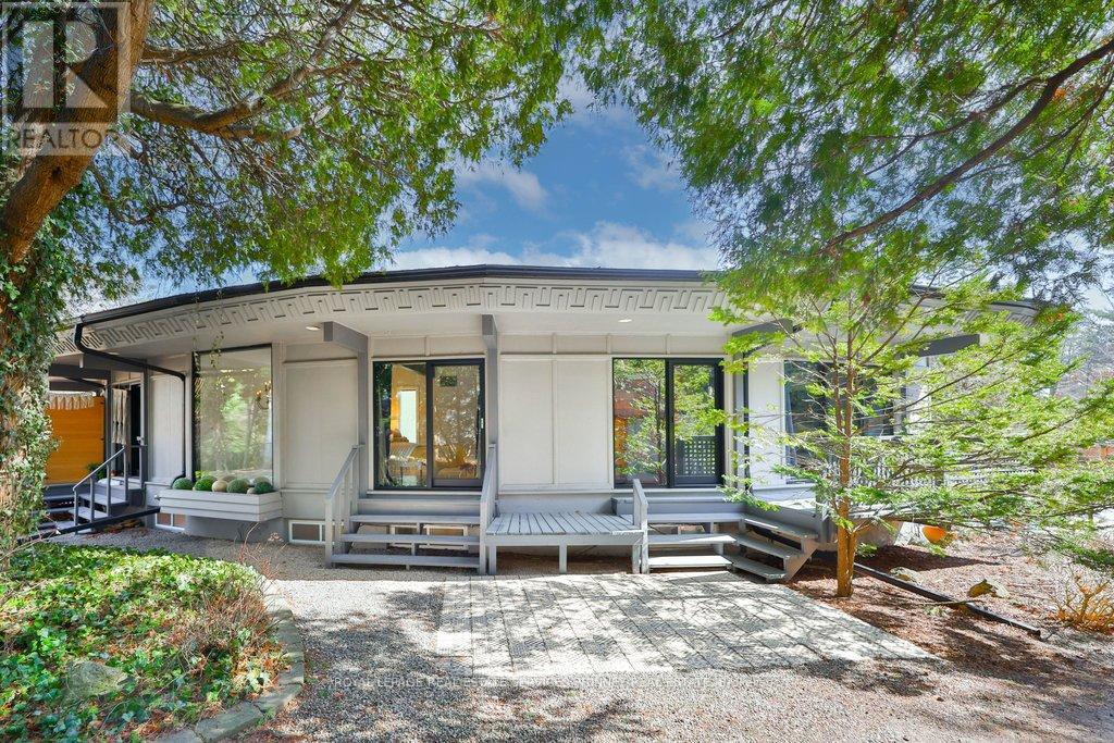 1352 Nocturne Court, Mississauga, Ontario  L5H 2L8 - Photo 35 - W12911338