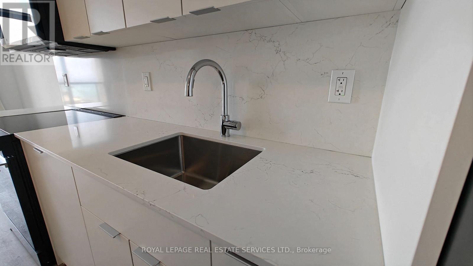 411 - 2075 Lakeshore Road, Burlington, Ontario  L7R 1E2 - Photo 9 - W13009364