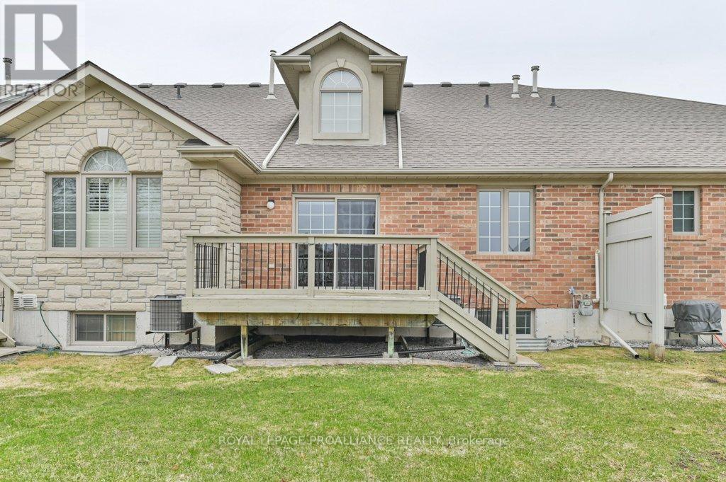 12 - 25 Heartwood Drive, Belleville, Ontario K8P 5M2 - Photo 36 - X12960886