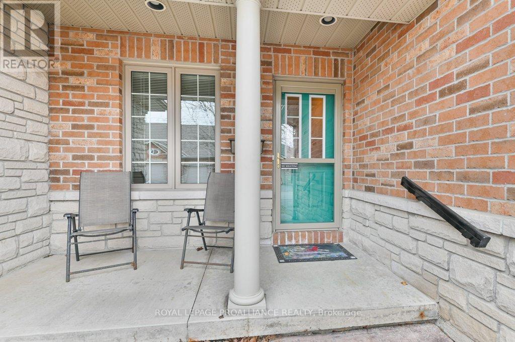 12 - 25 Heartwood Drive, Belleville, Ontario K8P 5M2 - Photo 7 - X12960886