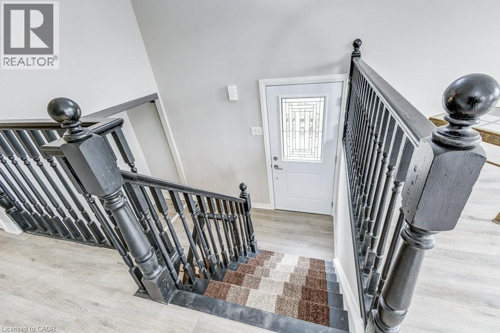 545 Trico Drive, Cambridge, Ontario  N3H 5M7 - Photo 5 - 40821330