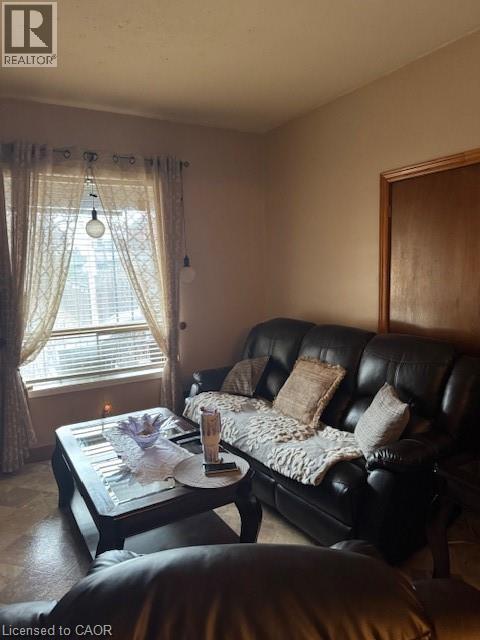 1 Somerset Avenue, Hamilton, Ontario  L8L 2L4 - Photo 4 - 40821175