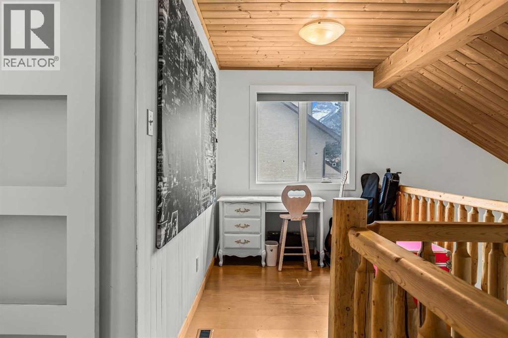 112, 200 Three Sisters Drive, Canmore, Alberta  T1W 2M1 - Photo 11 - A2302166