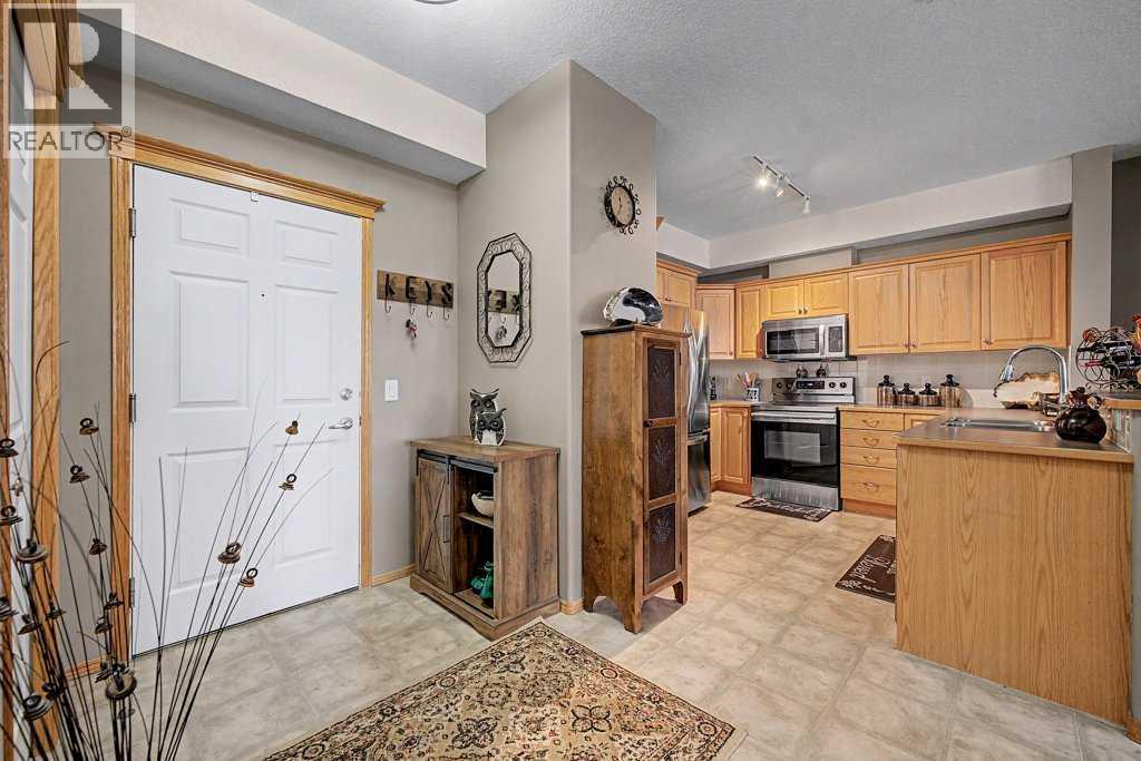 139, 15 Everstone Drive SW, Calgary, Alberta  T2Y 5B5 - Photo 5 - A2300833