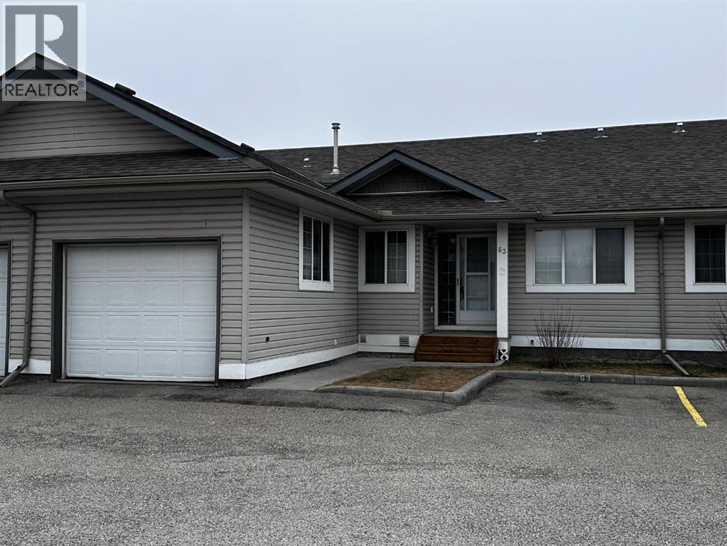 63, 4 Stonegate Drive NW, Airdrie, Alberta  T4B 2R3 - Photo 2 - A2302446