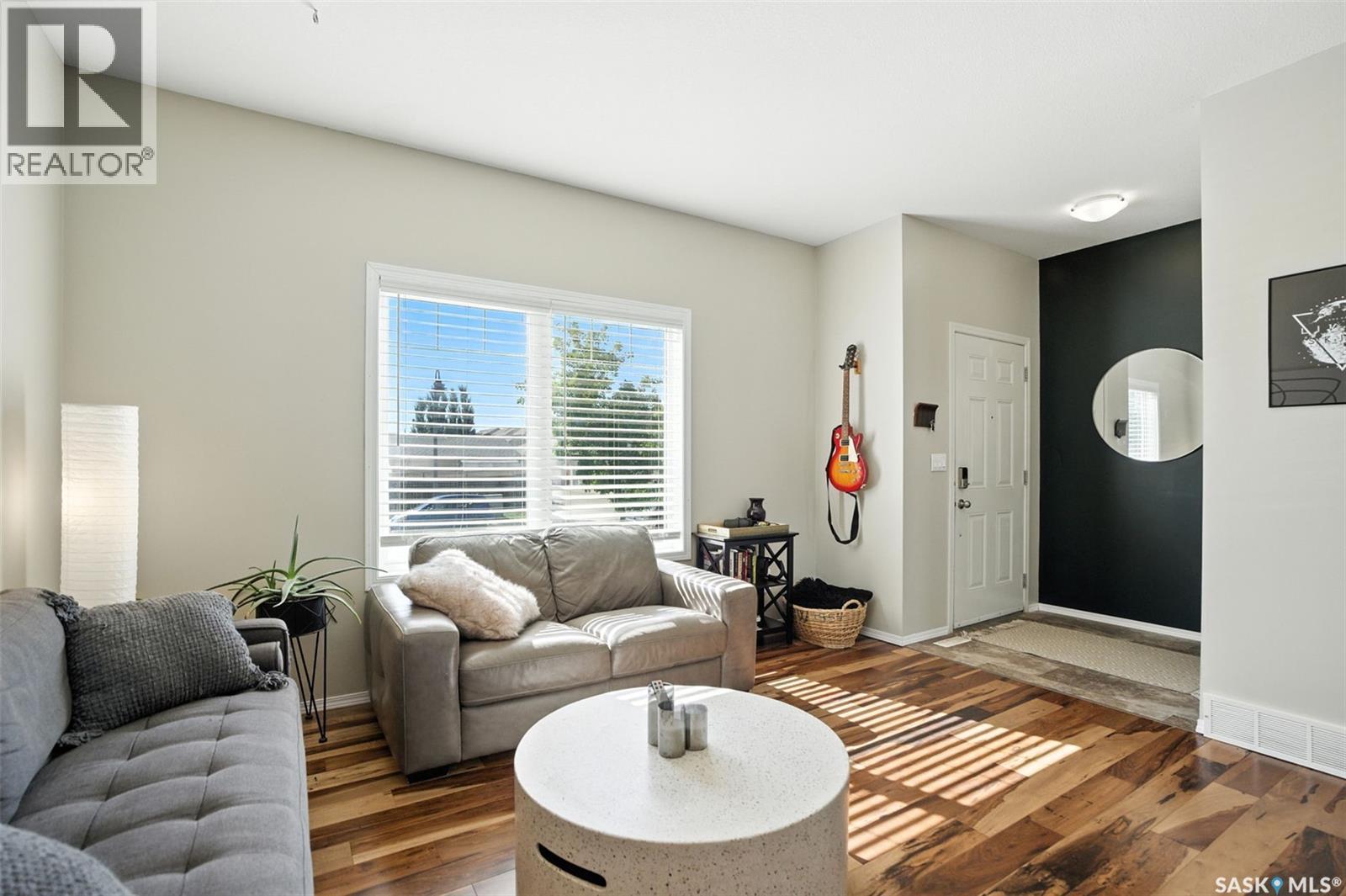 227 Galloway Road, Saskatoon, Saskatchewan  S7T 0B2 - Photo 1 - SK033196