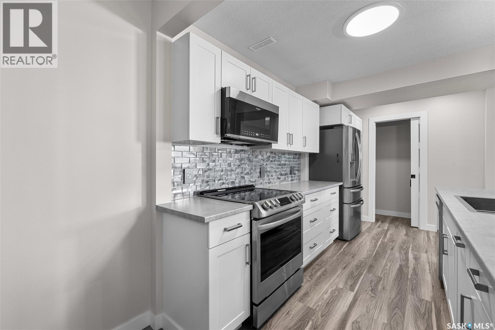 5064 10th Avenue, Regina, Saskatchewan  S4T 7P4 - Photo 8 - SK033183