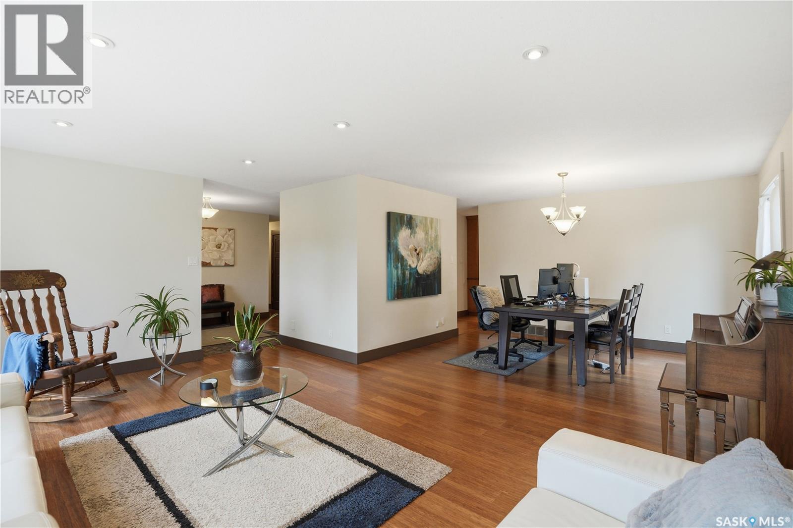 301 Coldspring Crescent, Saskatoon, Saskatchewan  S7J 3M9 - Photo 11 - SK033149