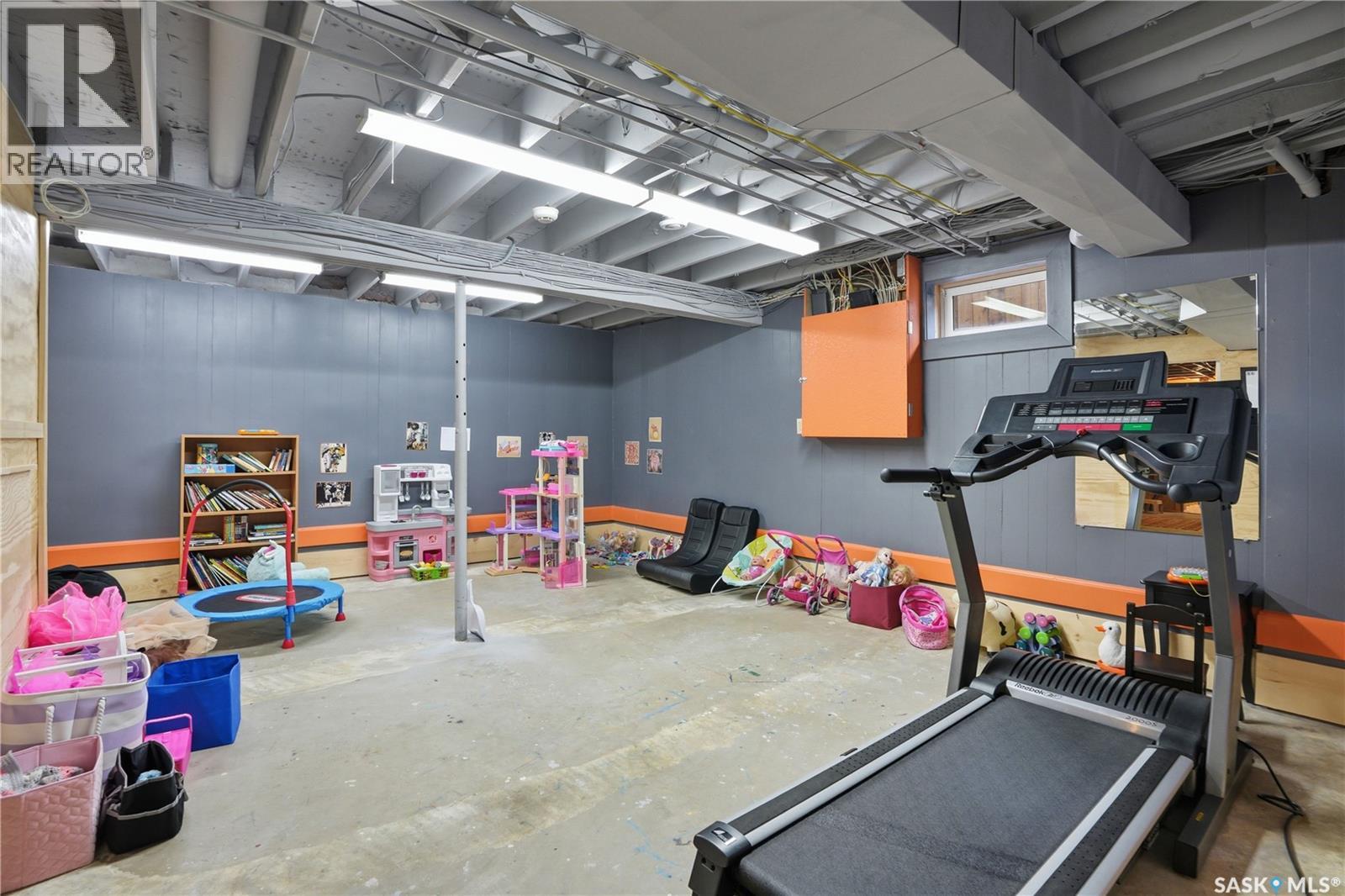 301 Coldspring Crescent, Saskatoon, Saskatchewan  S7J 3M9 - Photo 56 - SK033149