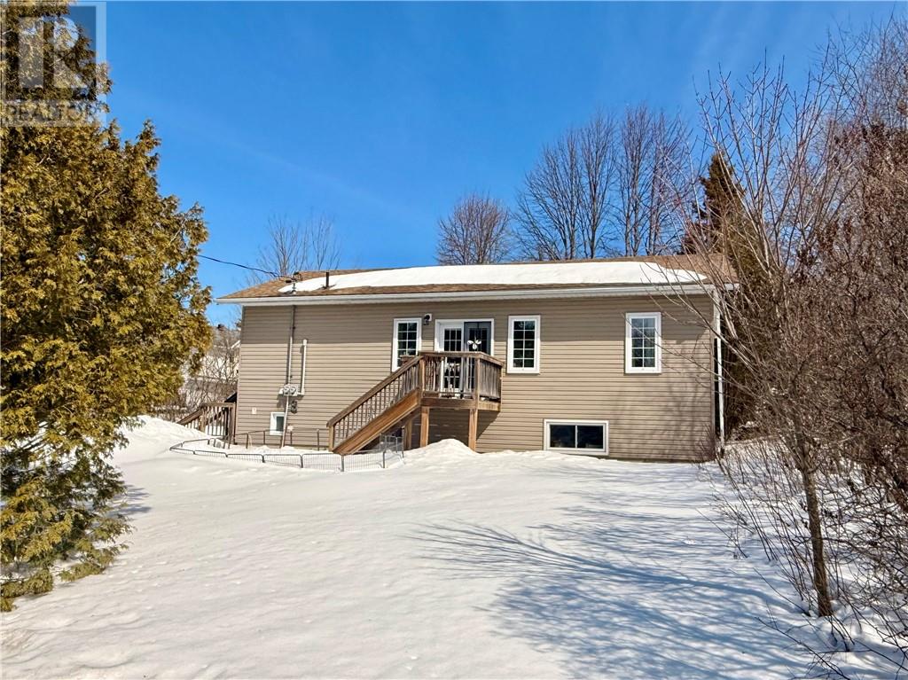 7 Confederation Street, Blind River, Ontario  P0R 1B0 - Photo 35 - 2126952