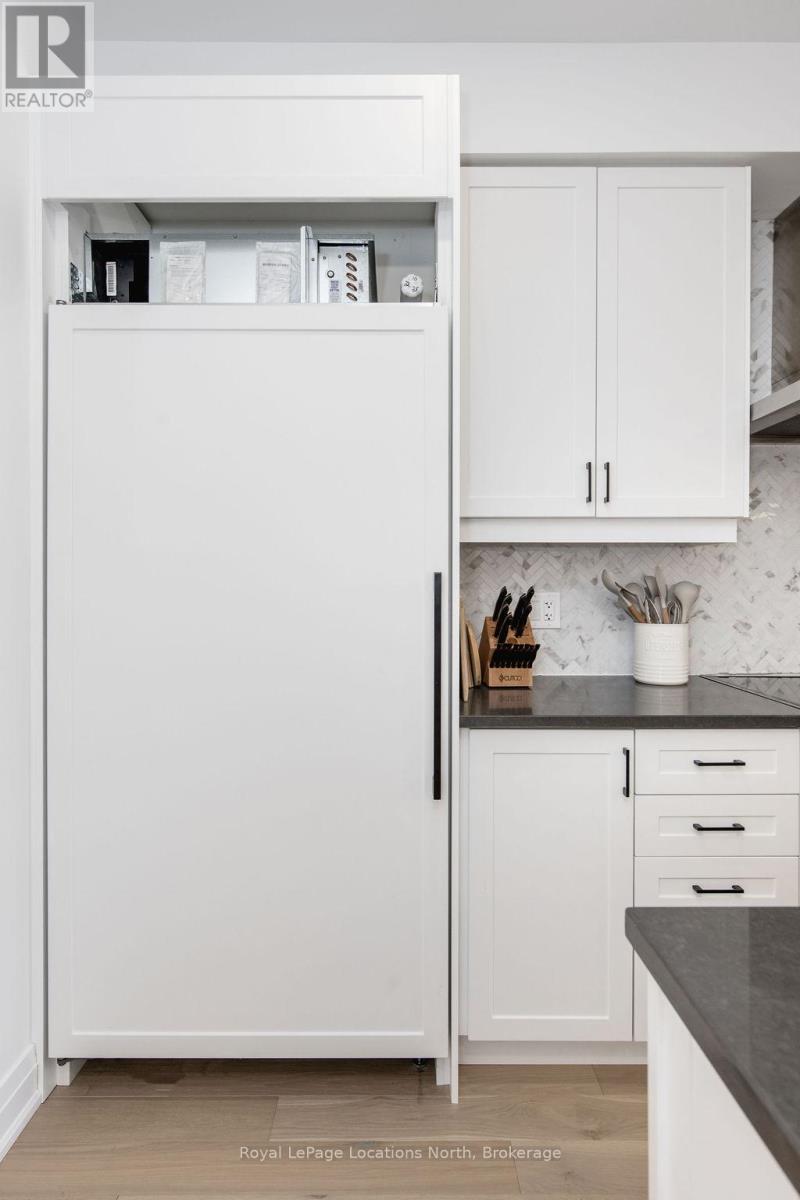 36 Simona Avenue, Wasaga Beach, Ontario  L9Z 0L3 - Photo 12 - S13012030