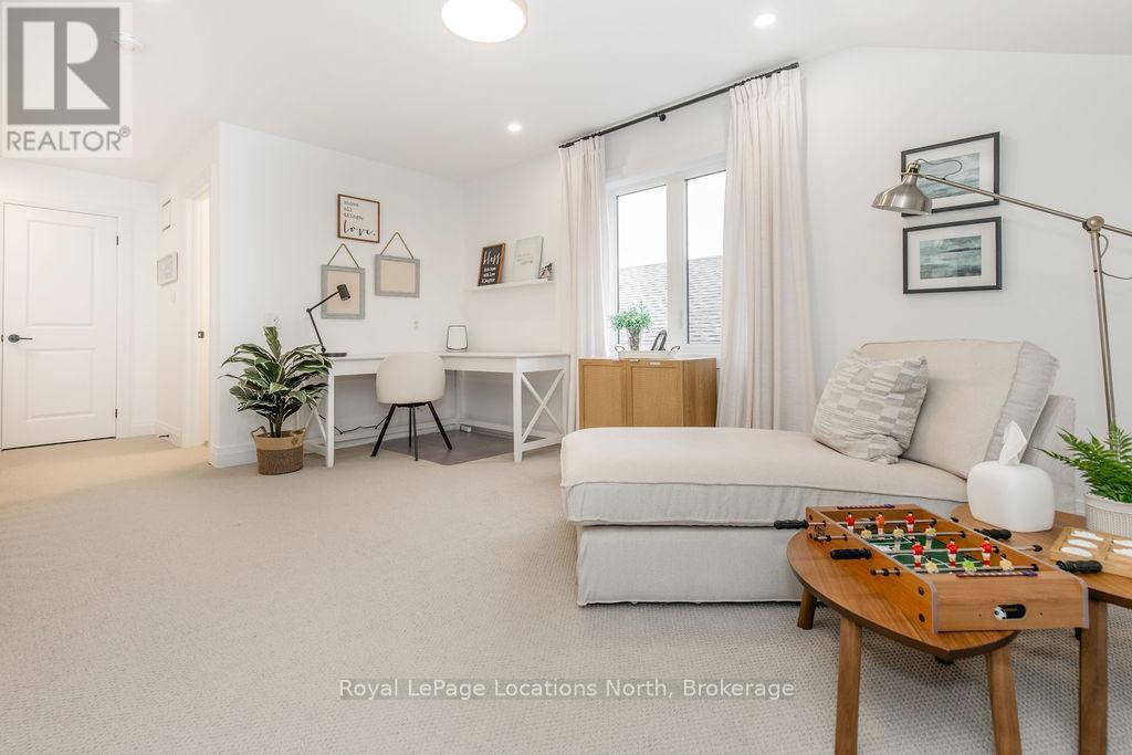 36 Simona Avenue, Wasaga Beach, Ontario  L9Z 0L3 - Photo 34 - S13012030