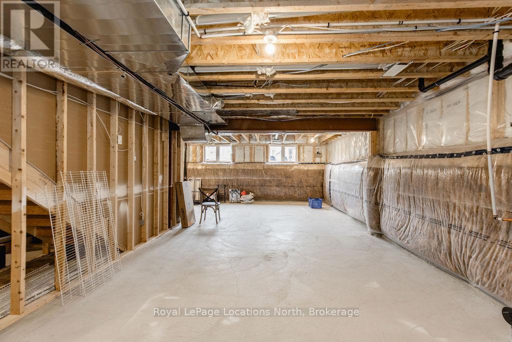 36 Simona Avenue, Wasaga Beach, Ontario  L9Z 0L3 - Photo 44 - S13012030