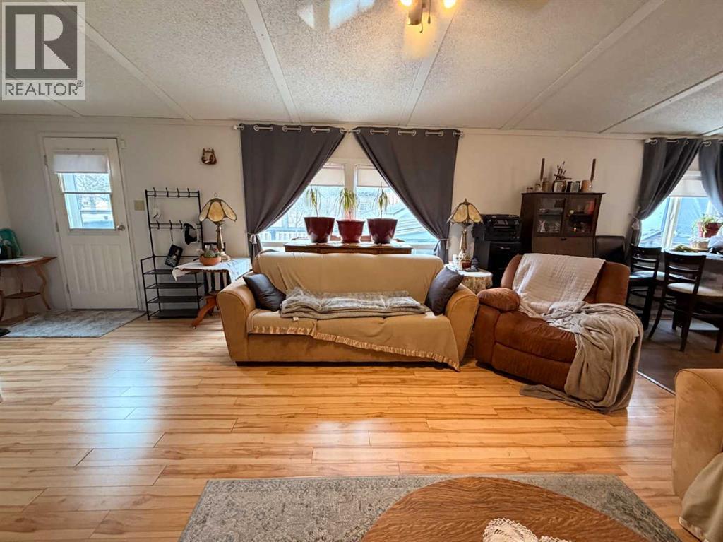 5403 42 Avenue S, Taber, Alberta  T1G 1C1 - Photo 1 - A2286423