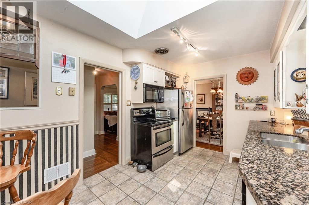 557 Stillwater Crescent, Burlington, Ontario  L7T 3M8 - Photo 9 - 40821692