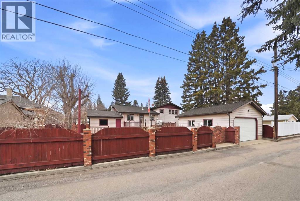 3919 43 Avenue, Red Deer, Alberta  T4N 3B8 - Photo 31 - A2302120