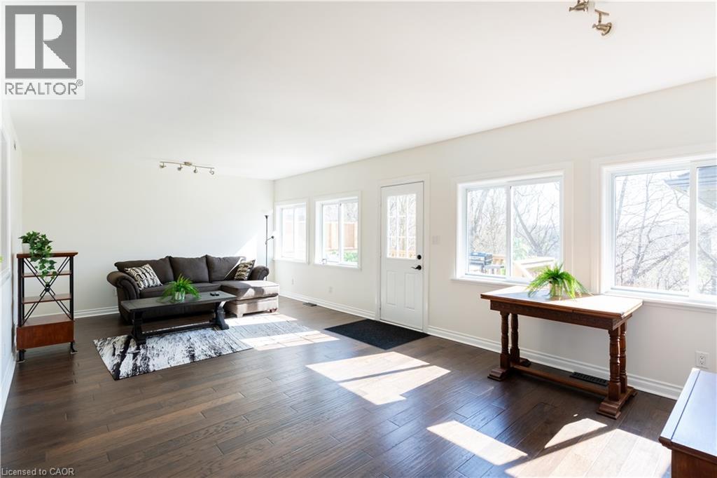 621 Rosseau Road, Hamilton, Ontario  L8K 4T9 - Photo 15 - 40820969