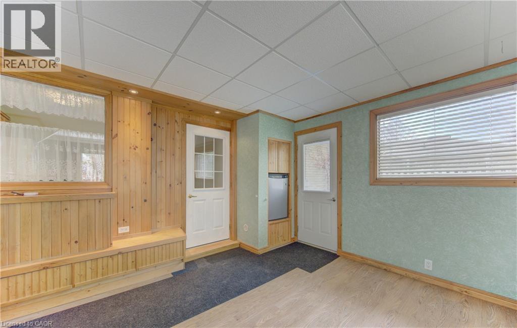 210 Lourdes Street, Waterloo, Ontario  N2L 1N7 - Photo 36 - 40821600