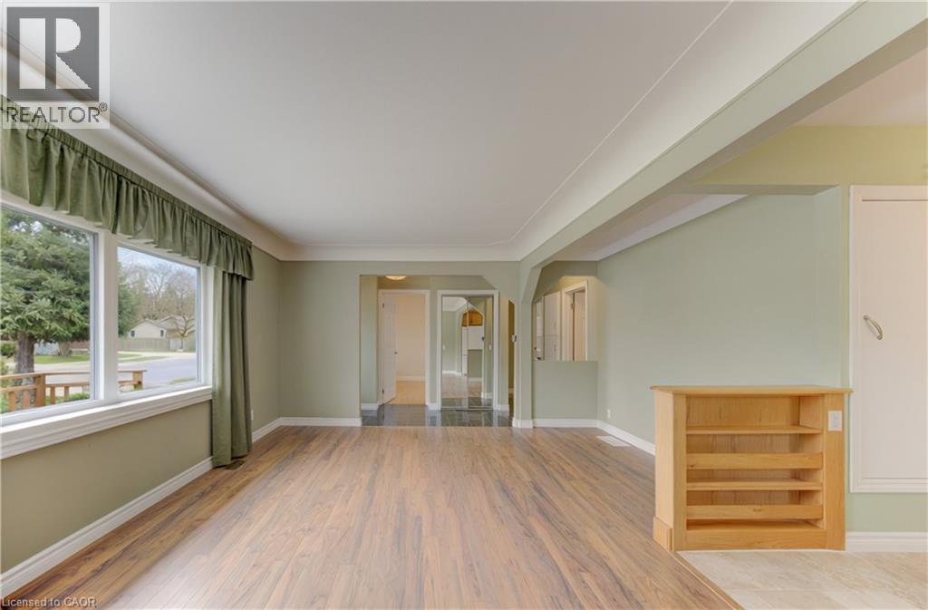 210 Lourdes Street, Waterloo, Ontario  N2L 1N7 - Photo 11 - 40821600