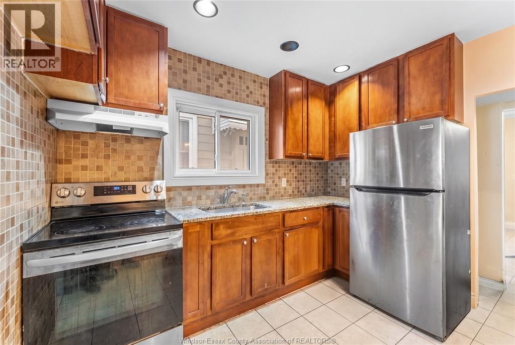 836 Elliott Street East, Windsor, Ontario  N9A 3S7 - Photo 8 - 26008418