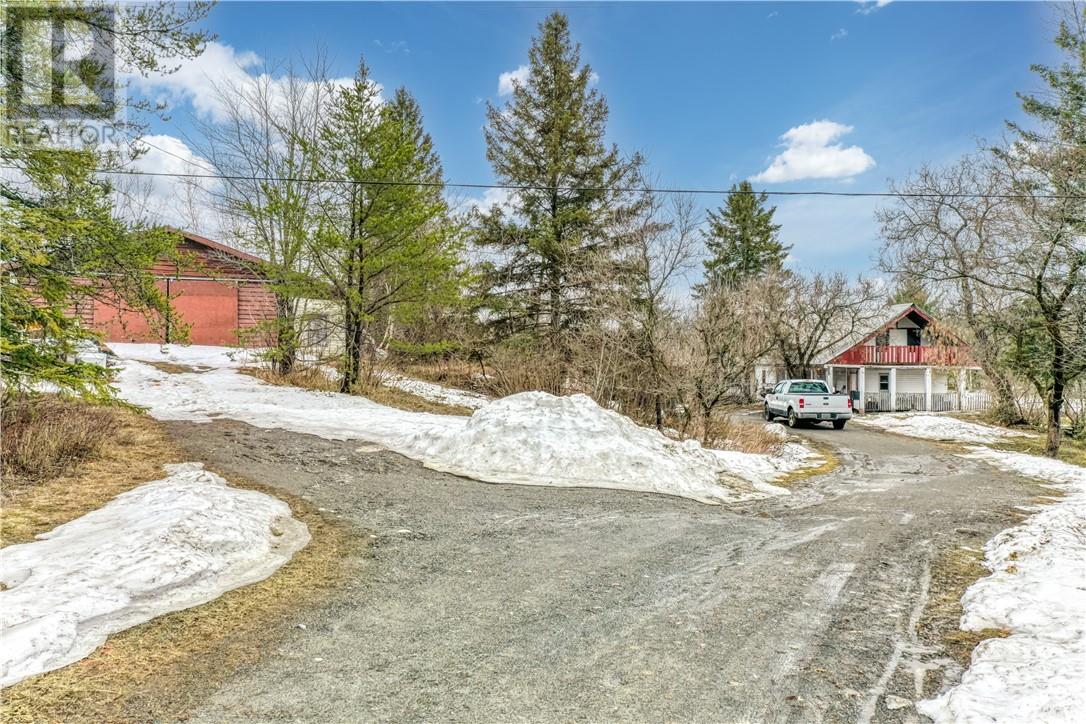 591 Northern Central, Hagar, Ontario  P0H 2N0 - Photo 2 - 2127169