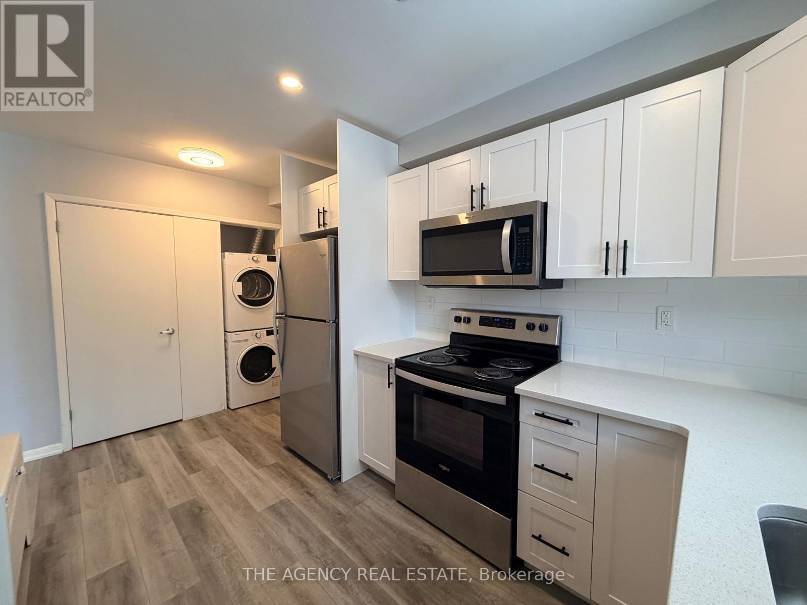 4 - 63 Wellington Road, London South, Ontario  N6C 4M7 - Photo 3 - X13012142