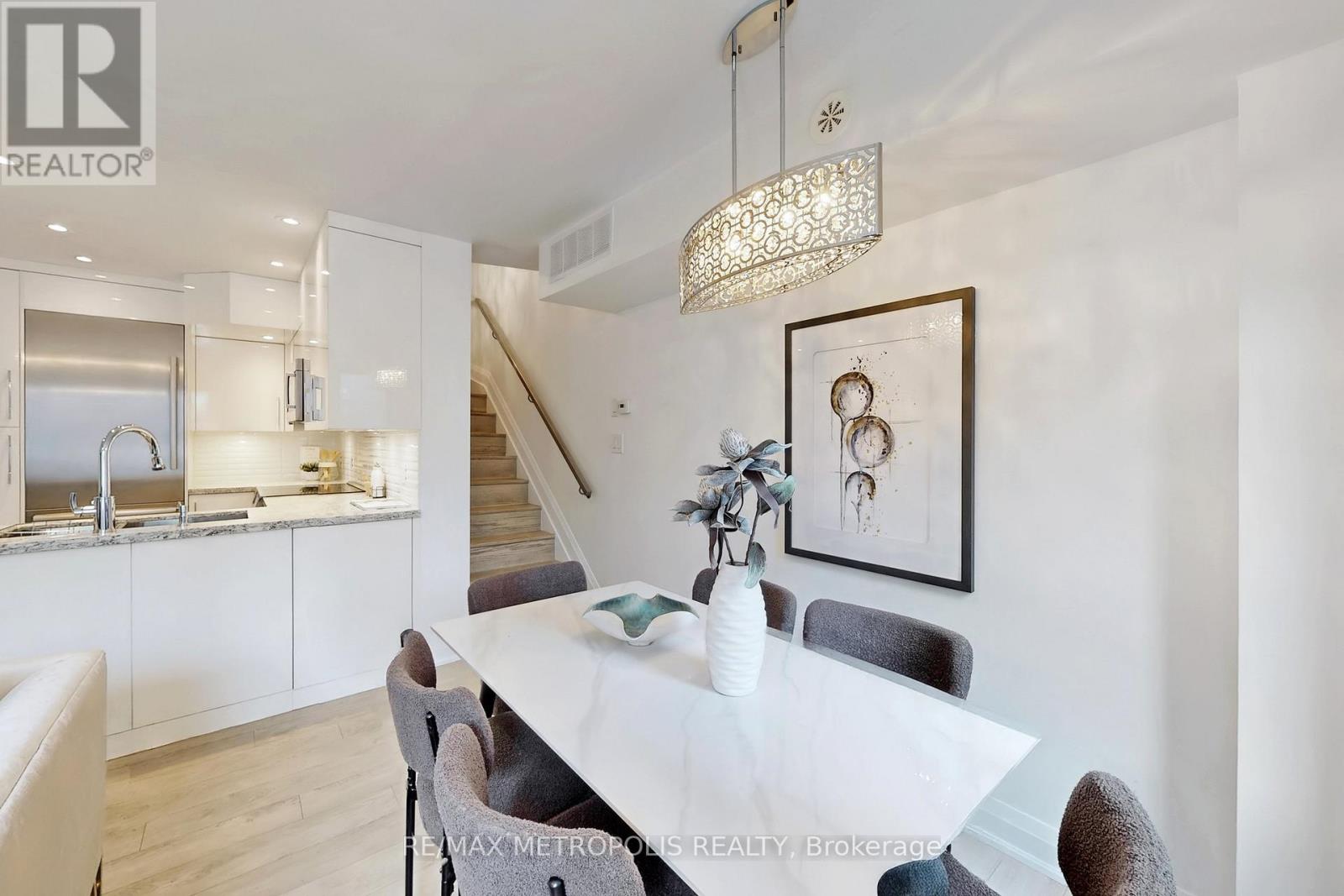 404 - 12 Sudbury Street, Toronto, Ontario  M6J 3W7 - Photo 12 - C13012034