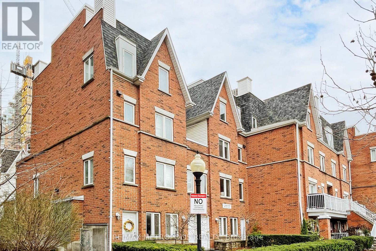 404 - 12 Sudbury Street, Toronto, Ontario  M6J 3W7 - Photo 2 - C13012034