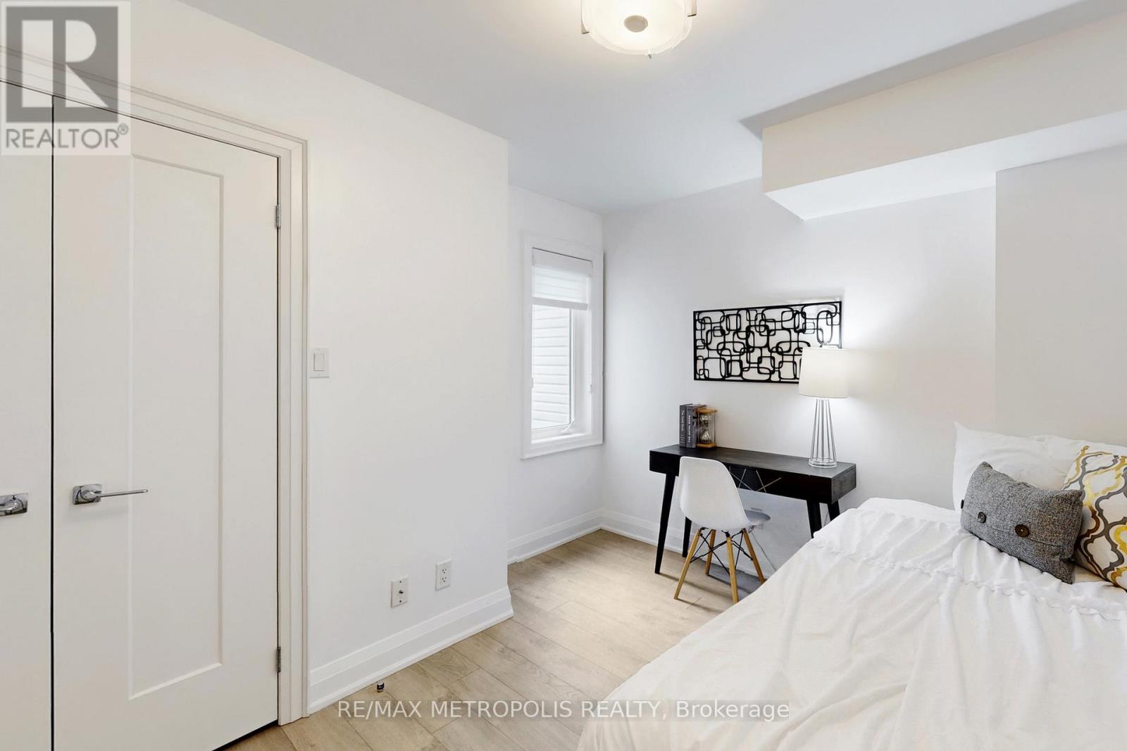 404 - 12 Sudbury Street, Toronto, Ontario  M6J 3W7 - Photo 20 - C13012034