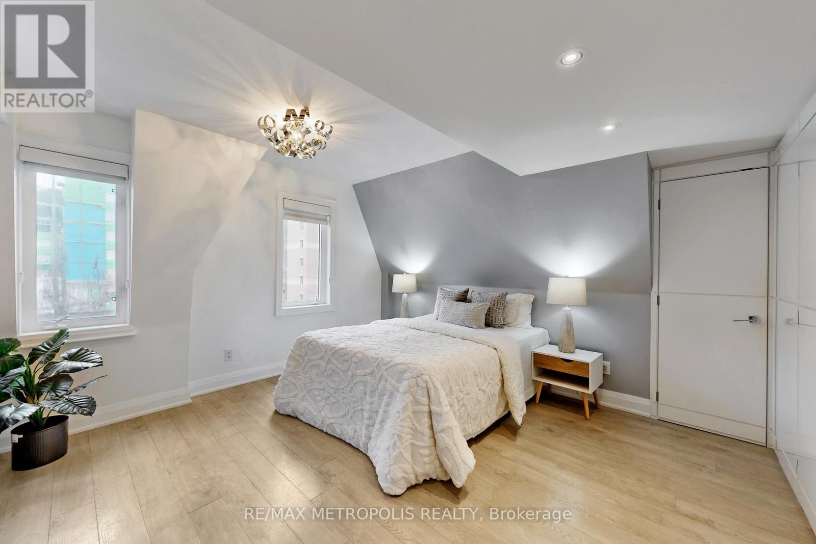 404 - 12 Sudbury Street, Toronto, Ontario  M6J 3W7 - Photo 30 - C13012034