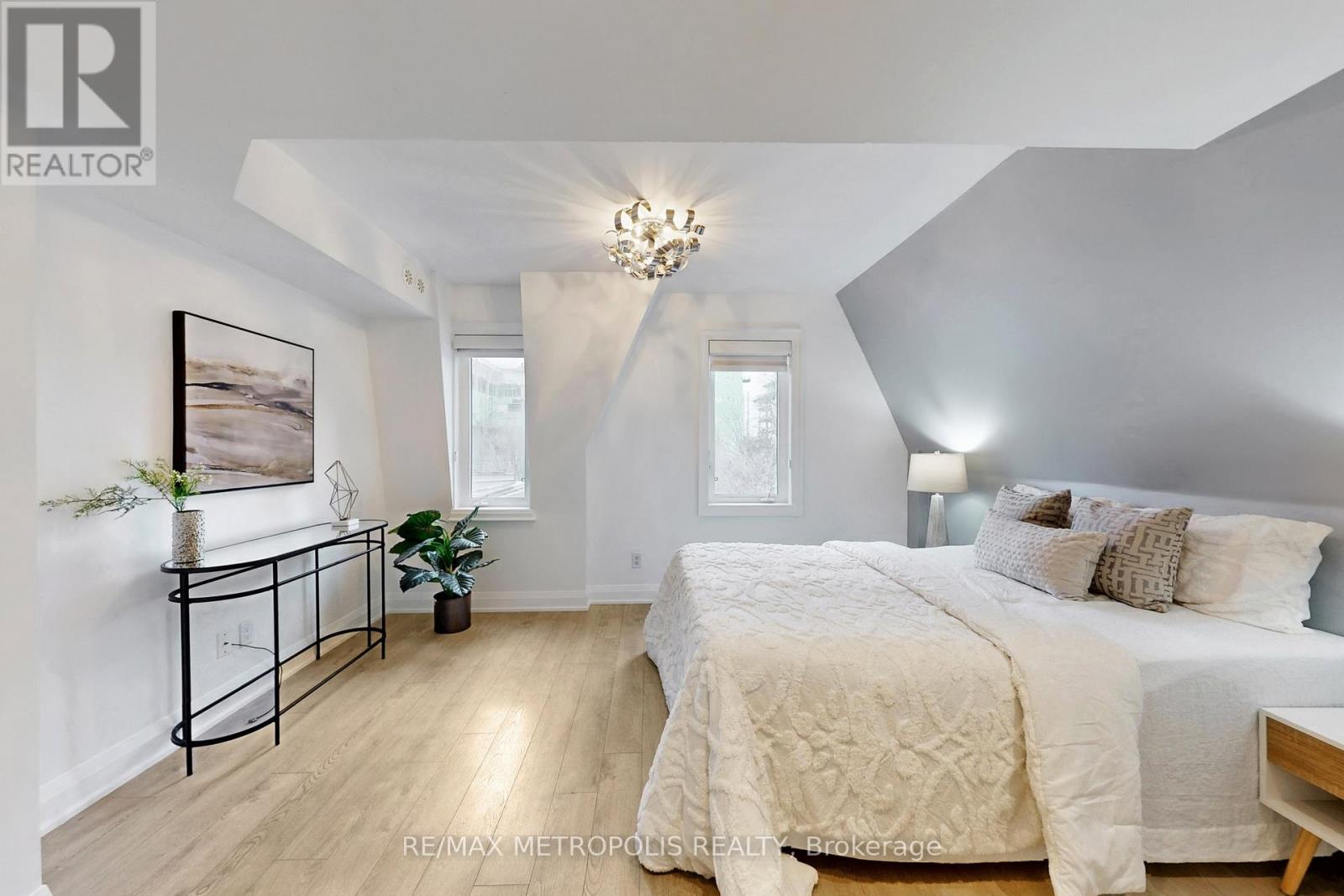 404 - 12 Sudbury Street, Toronto, Ontario  M6J 3W7 - Photo 31 - C13012034