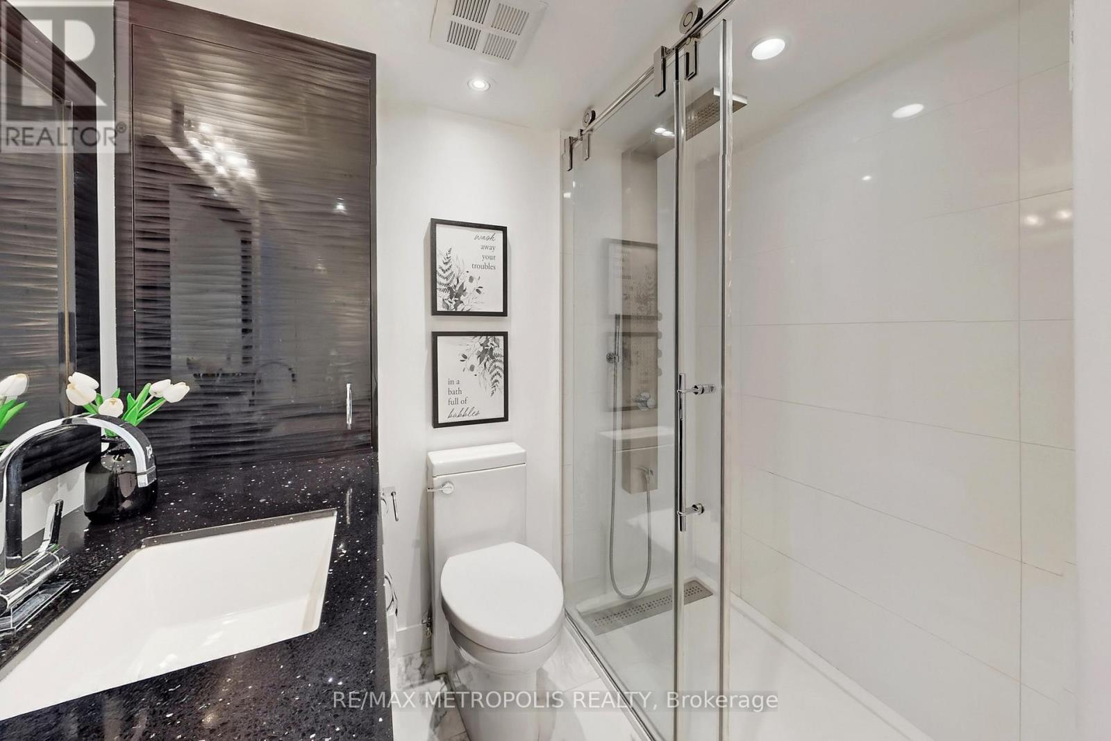 404 - 12 Sudbury Street, Toronto, Ontario  M6J 3W7 - Photo 35 - C13012034