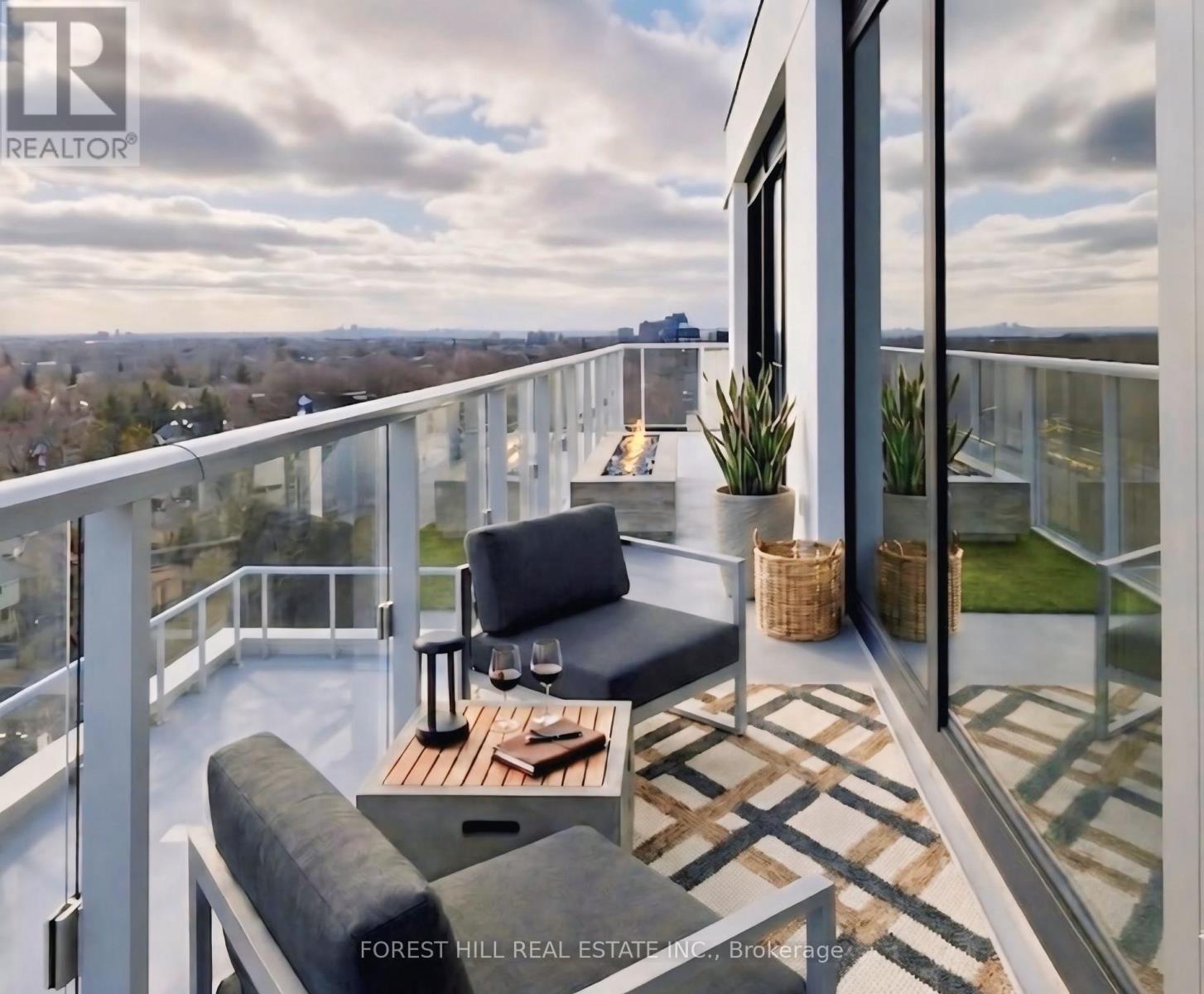 908 - 2020 Bathurst Street, Toronto, Ontario  M5P 0A6 - Photo 2 - C13012066