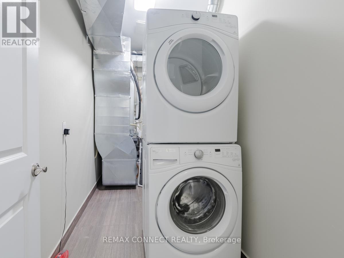 Main - 690 Shaw Street, Toronto, Ontario  M6G 3L7 - Photo 12 - C13012116