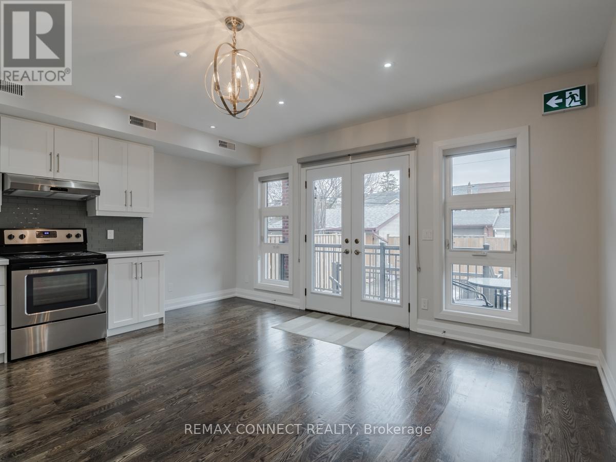 Main - 690 Shaw Street, Toronto, Ontario  M6G 3L7 - Photo 2 - C13012116