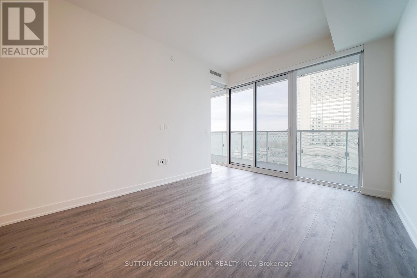 912 - 15 Queens Quay E, Toronto, Ontario  M5E 0C5 - Photo 6 - C13012118