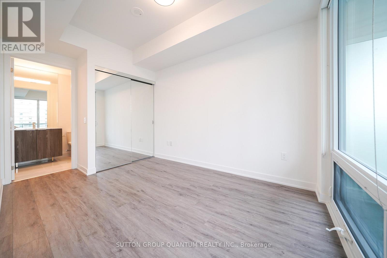 912 - 15 Queens Quay E, Toronto, Ontario  M5E 0C5 - Photo 9 - C13012118