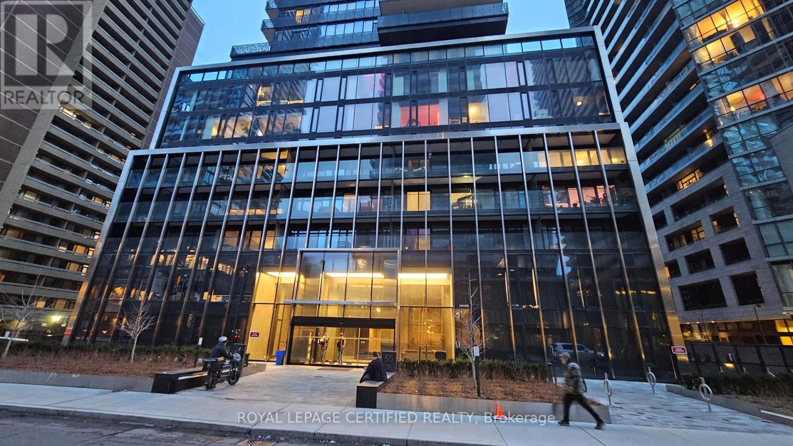 4809 - 55 CHARLES STREET, Toronto, Ontario