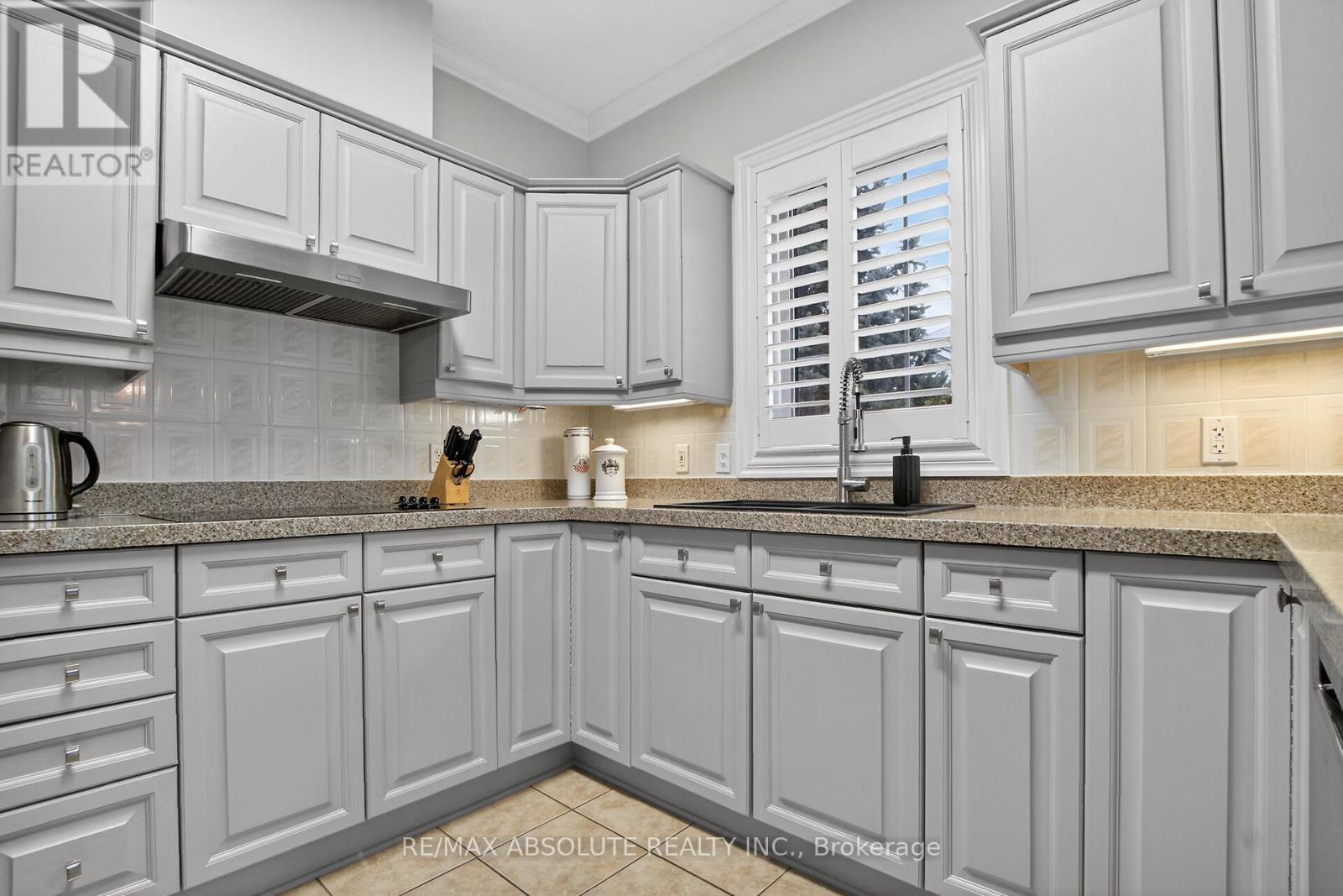 19 Goldora Private, Ottawa, Ontario  K2T 1K8 - Photo 14 - X13012086