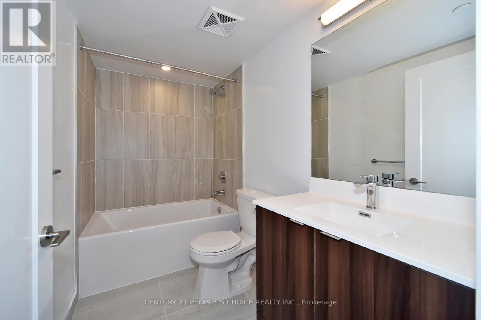 2402 - 225 Village Green Square, Toronto, Ontario  M1S 0L3 - Photo 17 - E13012084