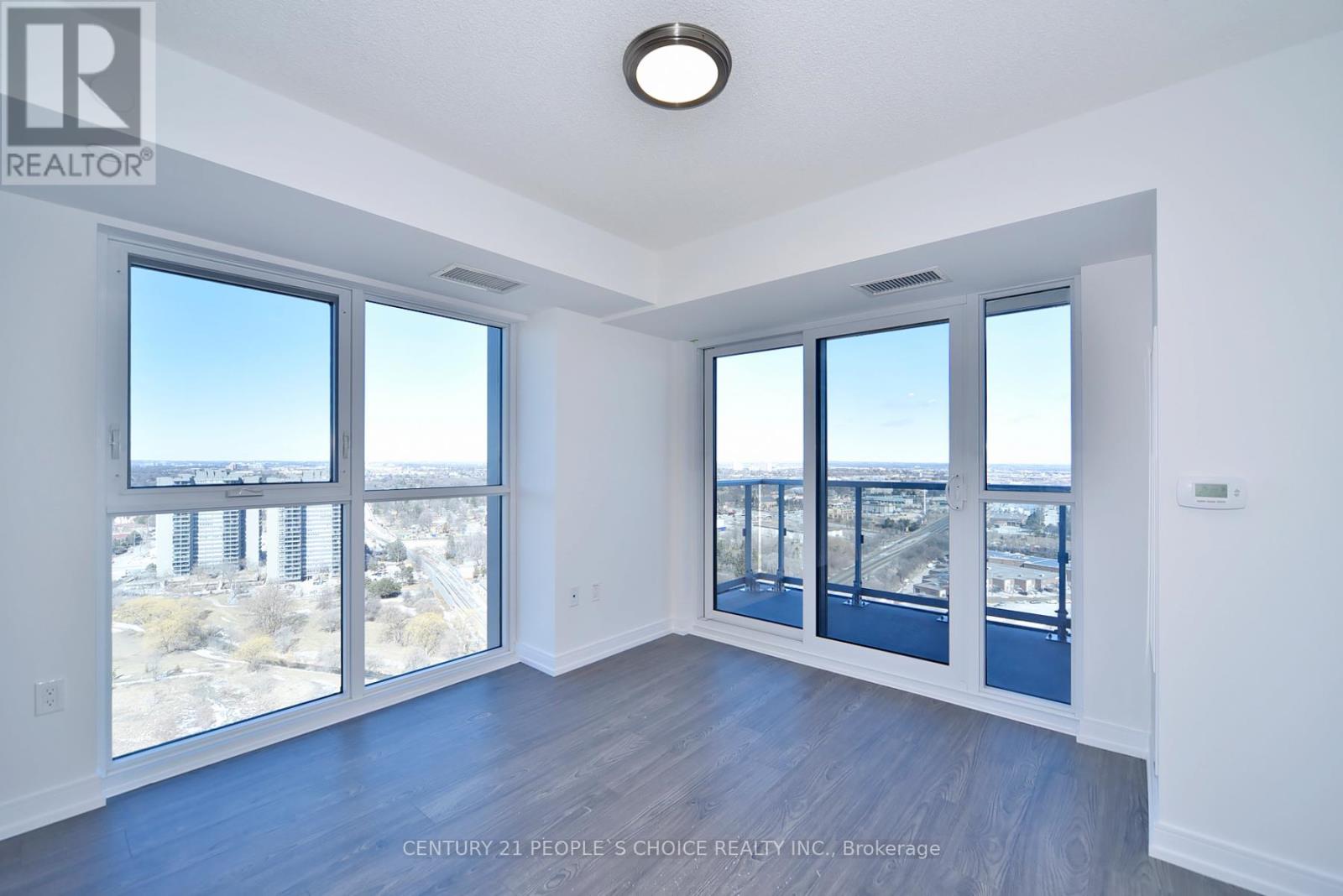 2402 - 225 Village Green Square, Toronto, Ontario  M1S 0L3 - Photo 19 - E13012084