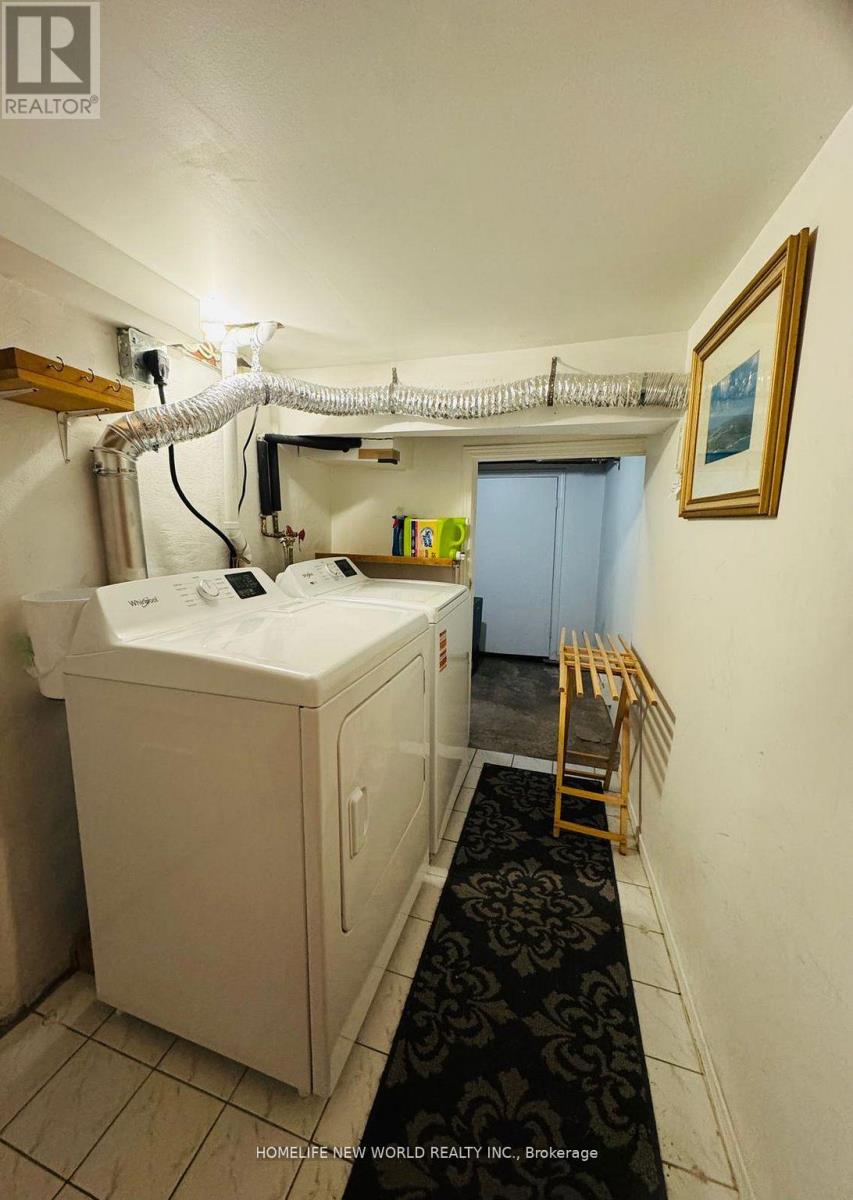 2nd Floor - 37 Kingswood Road, Toronto, Ontario  M4E 3N4 - Photo 12 - E13012128