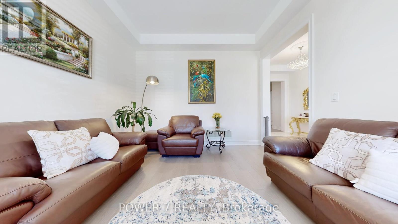 27 Joiner Circle, Whitchurch-Stouffville, Ontario  L4A 4W9 - Photo 4 - N13012044