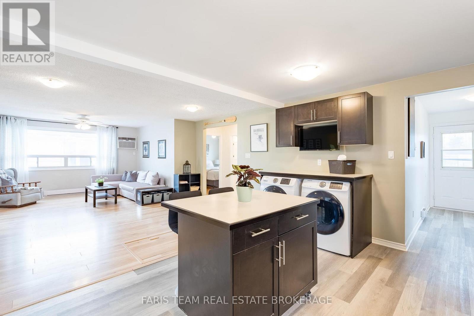 1120 Lindy Lane, Innisfil (Gilford), Ontario  L0L 1R0 - Photo 7 - N13012064