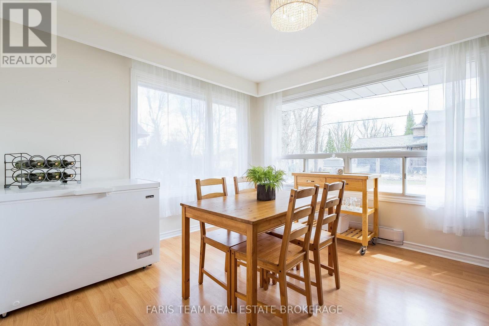 1120 Lindy Lane, Innisfil (Gilford), Ontario  L0L 1R0 - Photo 9 - N13012064